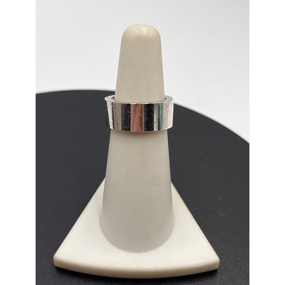 Gucci Signee Designer Sterling Silver Logo G cutout Ribbed Thick Ring Sz 5.75 - Picture 3 of 9